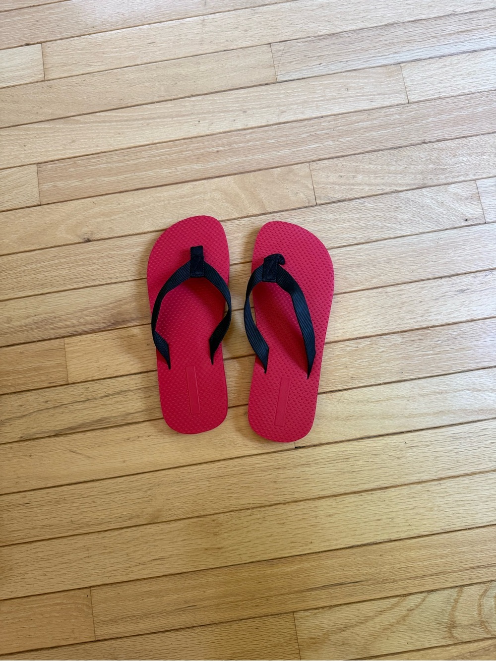 Women’s trendy black and Red Flip-Flops, size 39 brand new